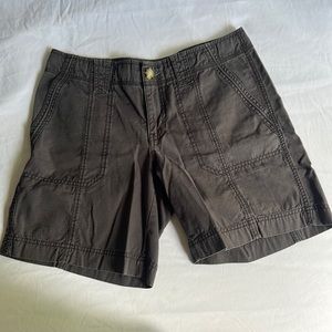 Eddie Bower Grey Cargo Shorts Size 6